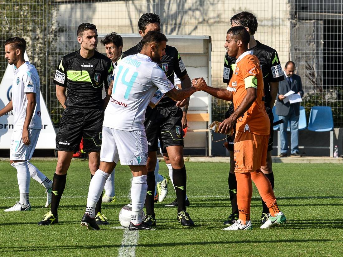 Olbia - Pistoiese 0-0 . Videocommento di Gianni Zei.